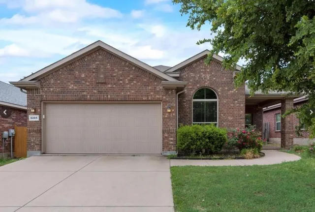 $2,500 | 6285 Bush Buck Run, Fort Worth, TX 76179