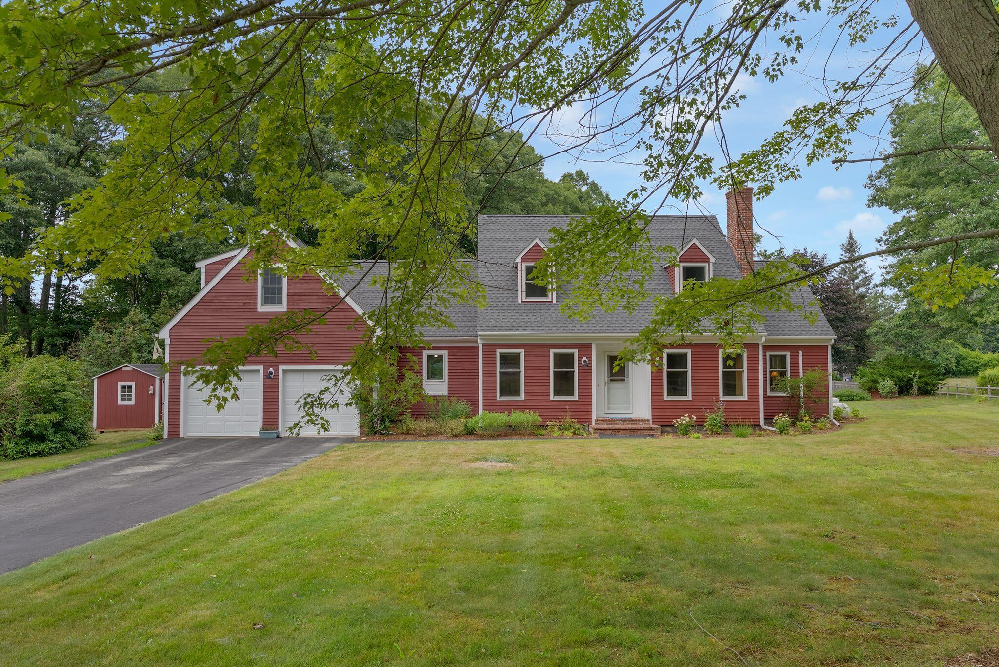 28 Waterhouse Road Cape Elizabeth, ME 04107 - Photo 2 of 55 2-web-or-mls-1_DSC07771