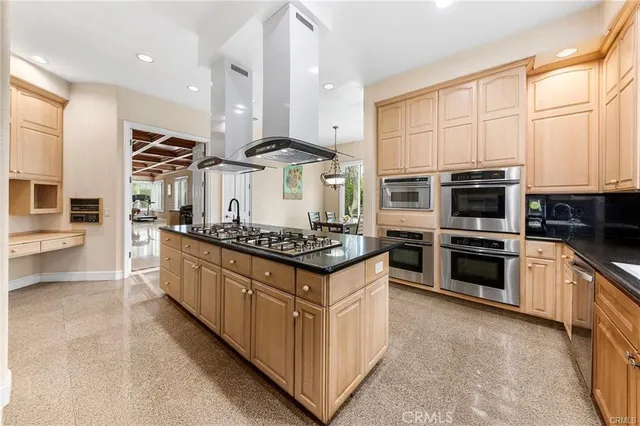 $1,990,000 | 779 Coral Tree Way, Upland, CA 91784