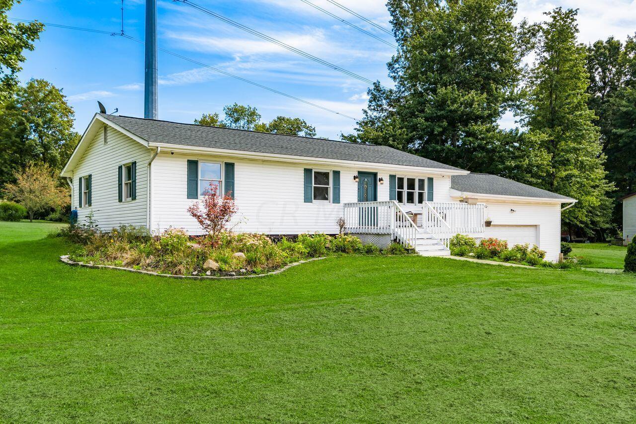19 Riva Ridge Road Southwest Pataskala, OH 43062 - Photo 4 of 40