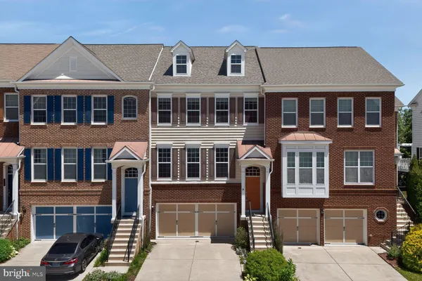 $799,900 | 25450 Hopton House Terrace, Chantilly, VA 20152