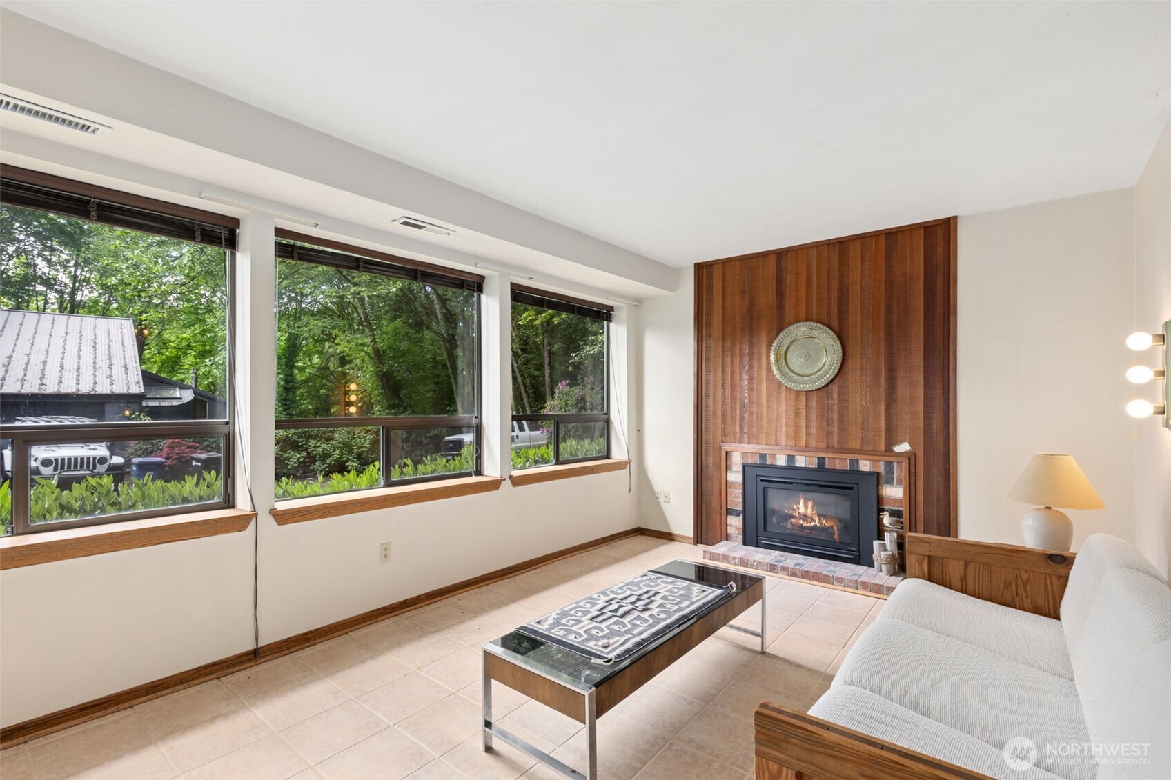 5019 East Mercer Way Mercer Island, WA 98040 - Photo 18 of 31 a living room with furniture and a window