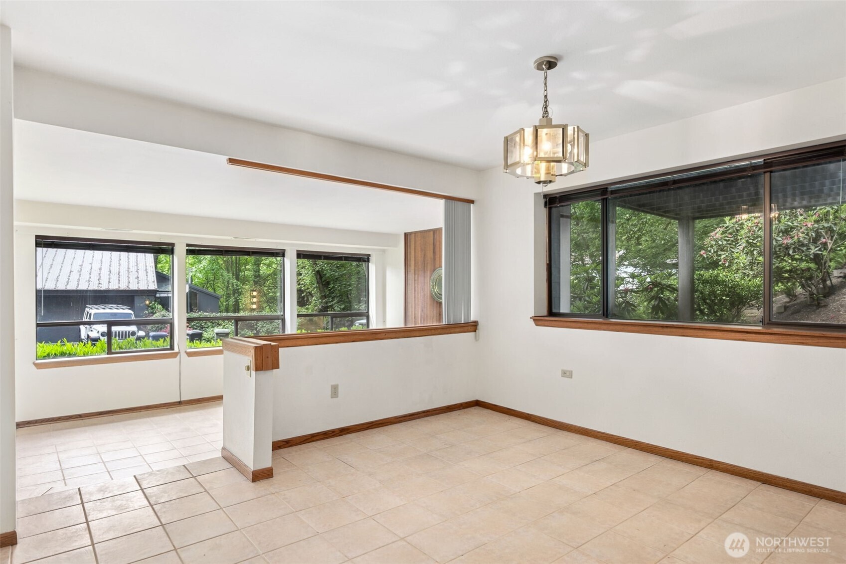 5019 East Mercer Way Mercer Island, WA 98040 - Photo 19 of 31 a view of an empty room with a window