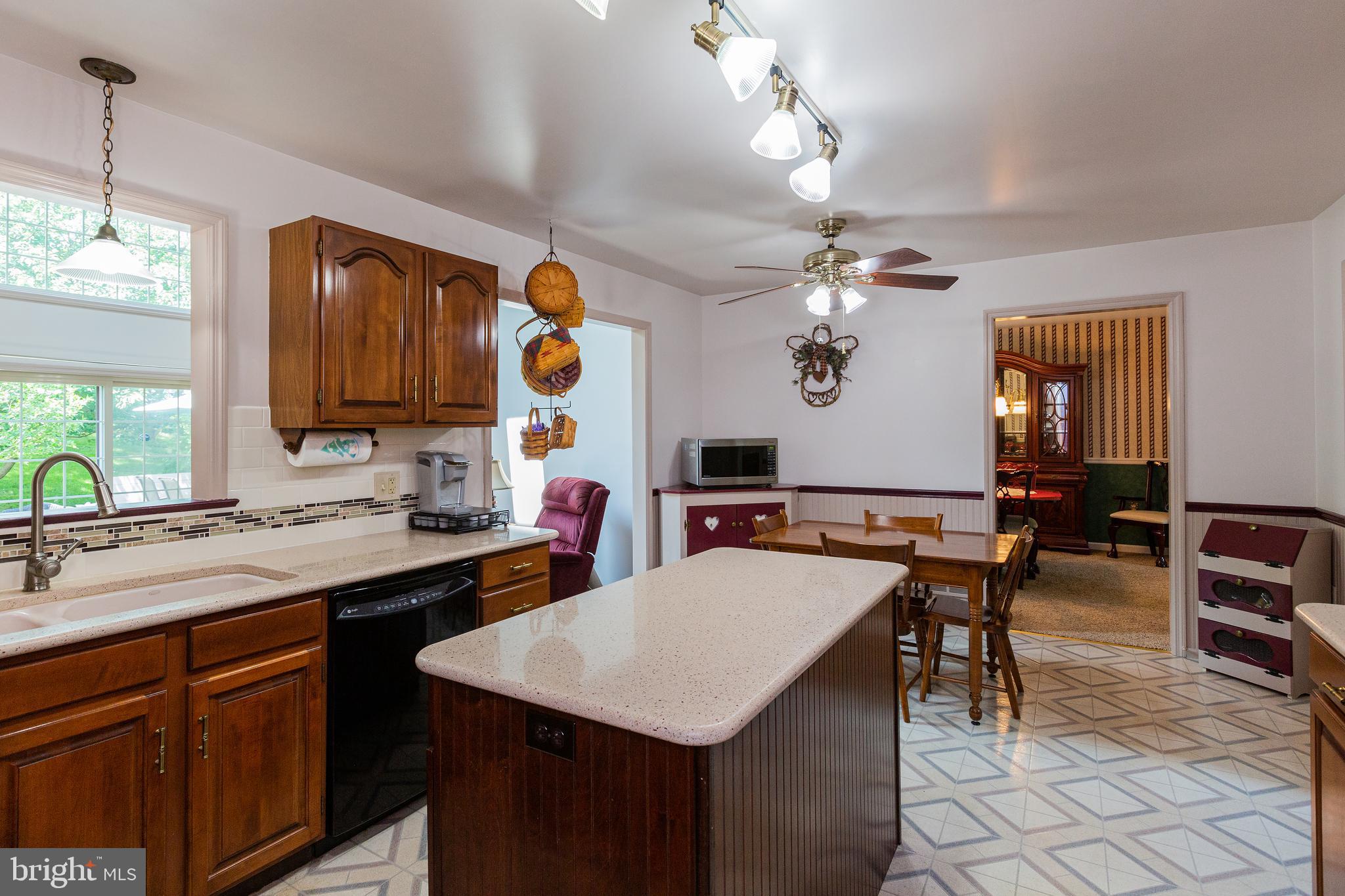 26 Round House Drive Lititz, PA 17543 - Photo 12 of 48