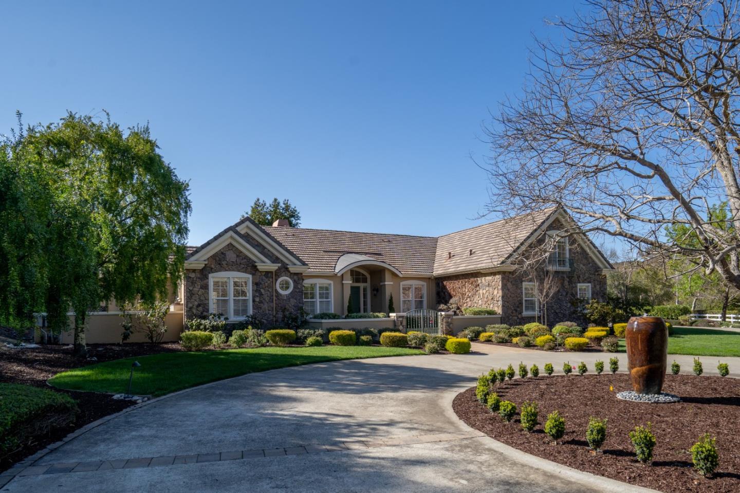 8700 River Meadows Road Carmel, CA 93923 - Photo 3 of 47