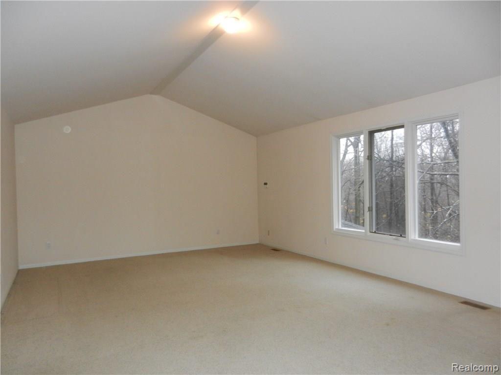 3706 Heron Ridge Drive Rochester Hills, MI 48309 - Photo 30 of 45