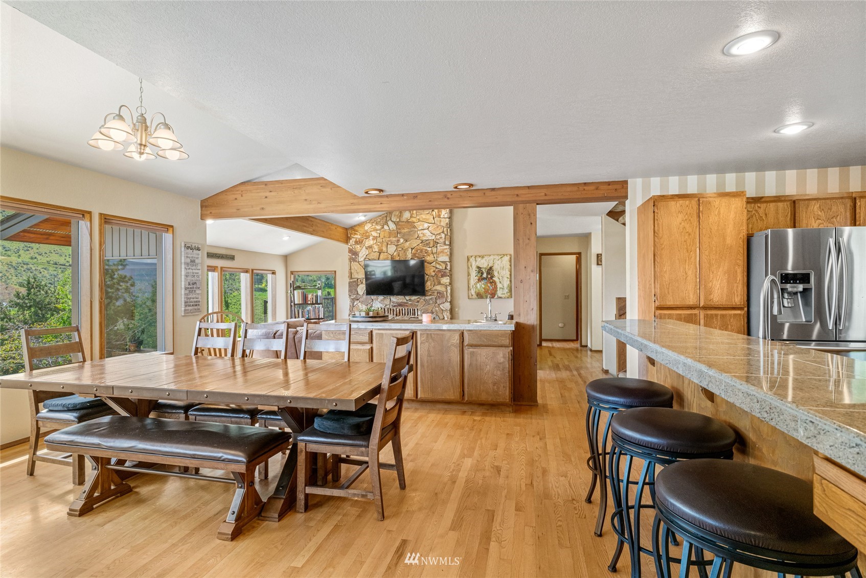 1009 Canyonside Road Wenatchee, WA 98801 - Photo 8 of 37 Gallery Image 8