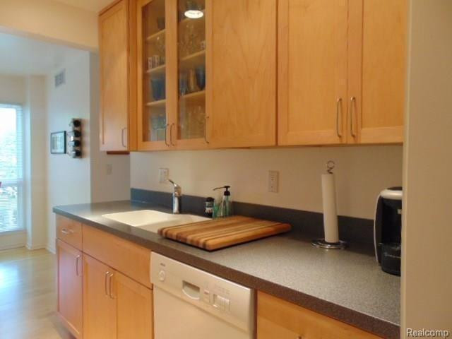 824 Earhart Road Ann Arbor, MI 48105 - Photo 1 of 19