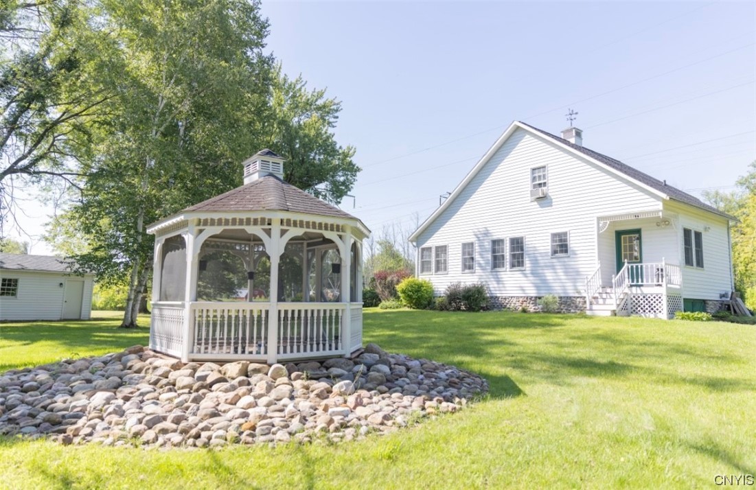 380 Lakeside Road Geddes, NY 13209 - Photo 18 of 21