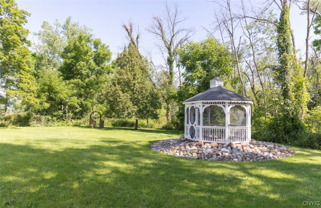 380 Lakeside Road Geddes, NY 13209 - Photo 19 of 21