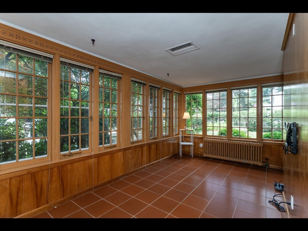 48 Hillcrest Avenue Longmeadow, MA 01106 - Photo 18 of 42 a room with a large window
