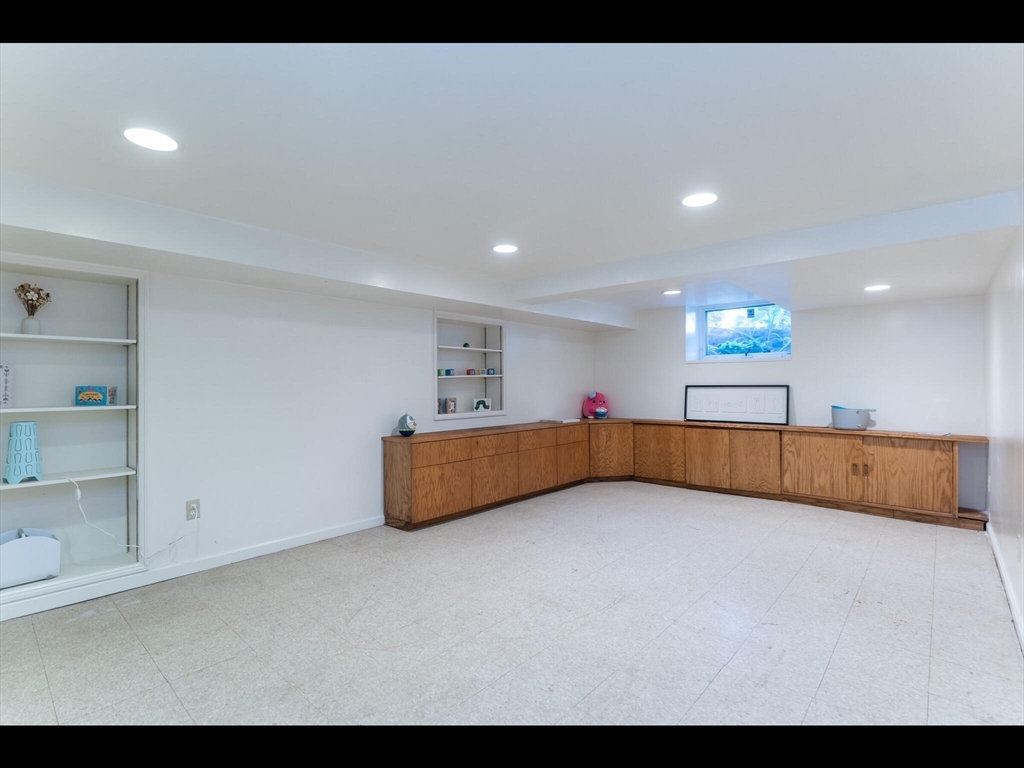 48 Hillcrest Avenue Longmeadow, MA 01106 - Photo 33 of 42 a view of an empty room with cabinet