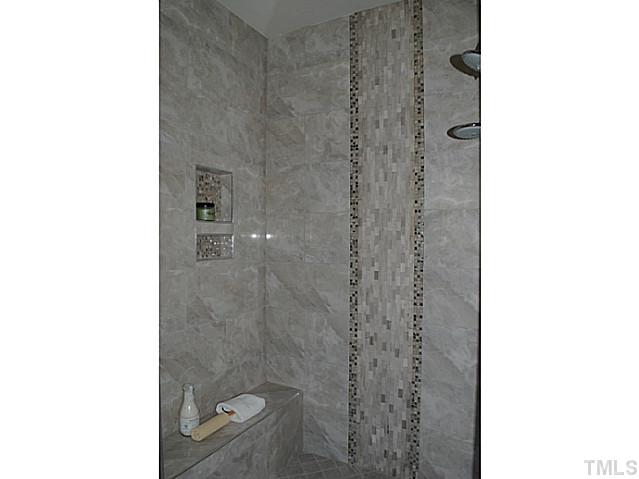 6005 Valencia Court Raleigh, NC 27614 - Photo 13 of 24 Gallery Image 13