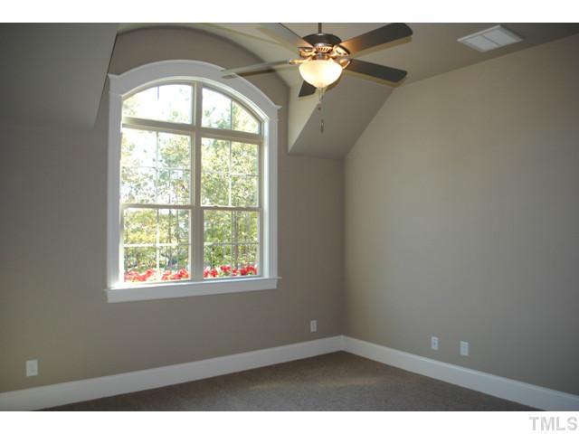 6005 Valencia Court Raleigh, NC 27614 - Photo 17 of 24 Gallery Image 17