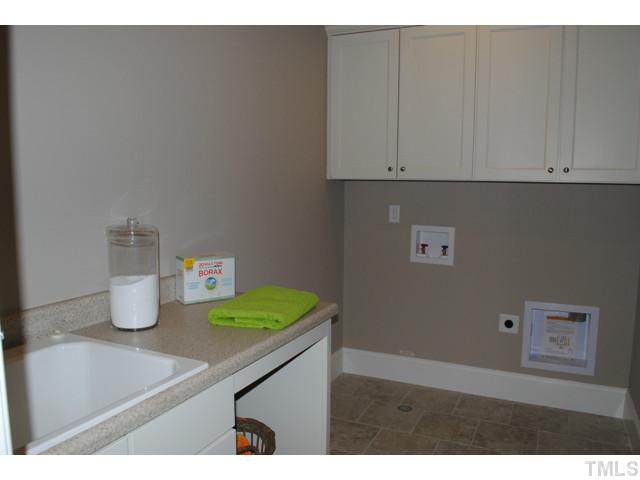 6005 Valencia Court Raleigh, NC 27614 - Photo 20 of 24 Gallery Image 20