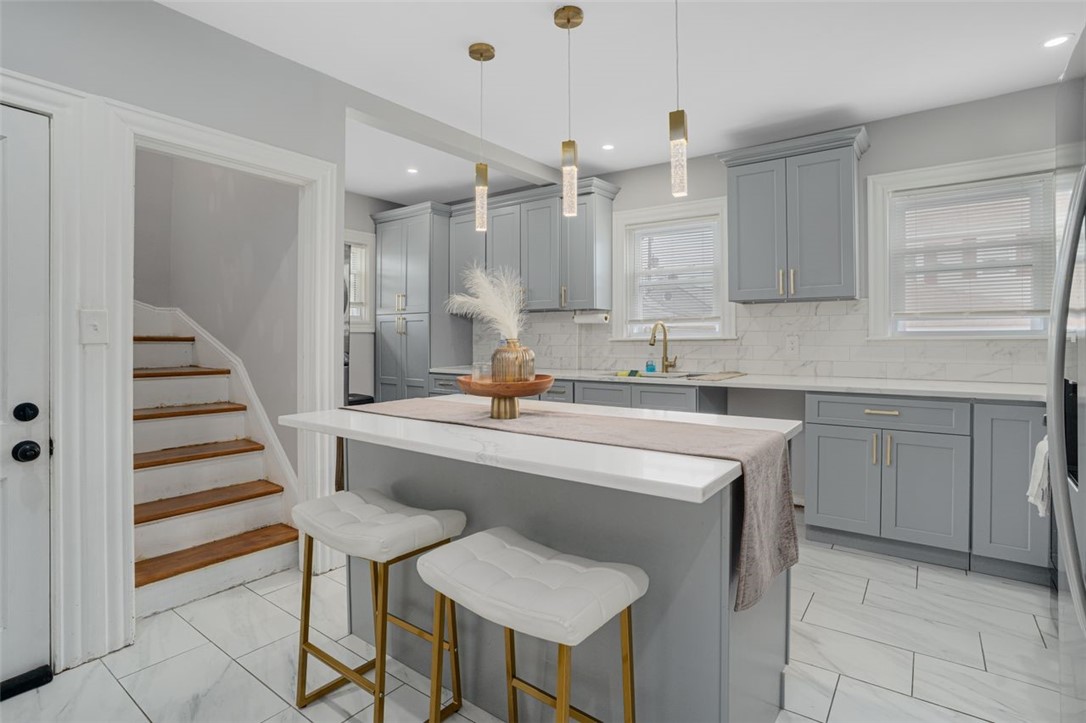 52 Dover Street Pawtucket, RI 02860 - Photo 11 of 31