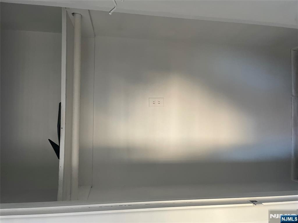 113 Hawthorne Avenue Hawthorne, NJ 07506 - Photo 7 of 19 a close view of closet