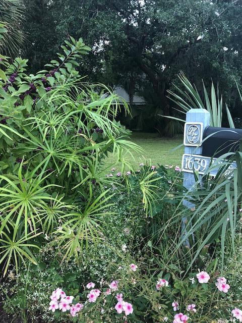 1639 Home Farm Road Mount Pleasant, SC 29464 - Photo 19 of 29 1639