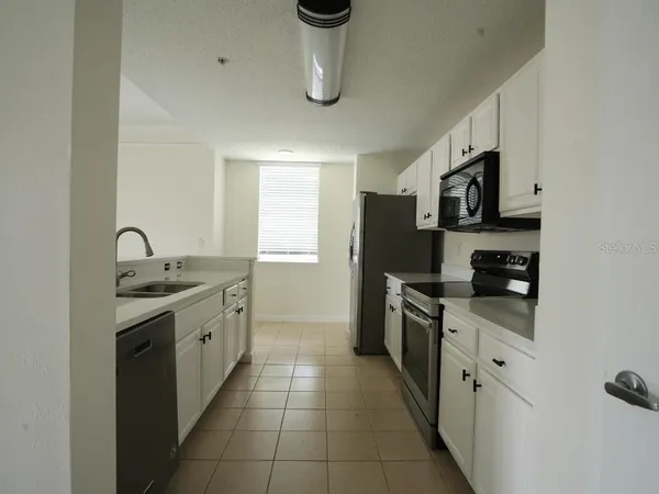 $2,200 | 12208 Wild Iris Way, Unit 110, Orlando, FL 32837