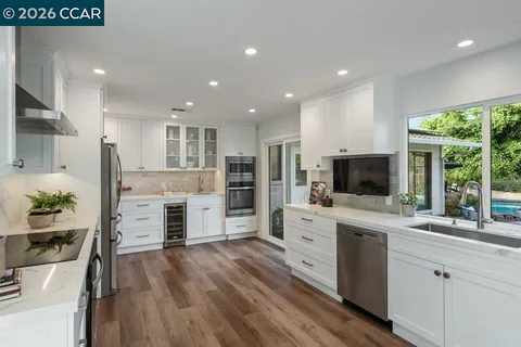 $2,100,000 | 3104 Kirby Lane, Walnut Creek, CA 94598