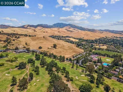 $2,100,000 | 3104 Kirby Lane, Walnut Creek, CA 94598