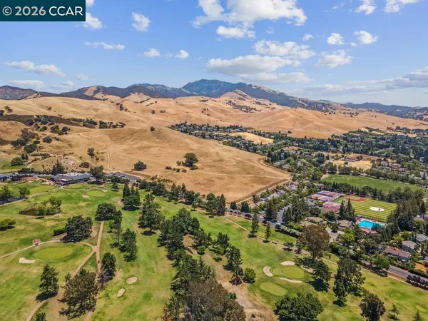 $2,100,000 | 3104 Kirby Lane, Walnut Creek, CA 94598