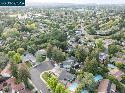 $2,100,000 | 3104 Kirby Lane, Walnut Creek, CA 94598