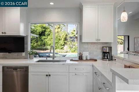 $2,100,000 | 3104 Kirby Lane, Walnut Creek, CA 94598