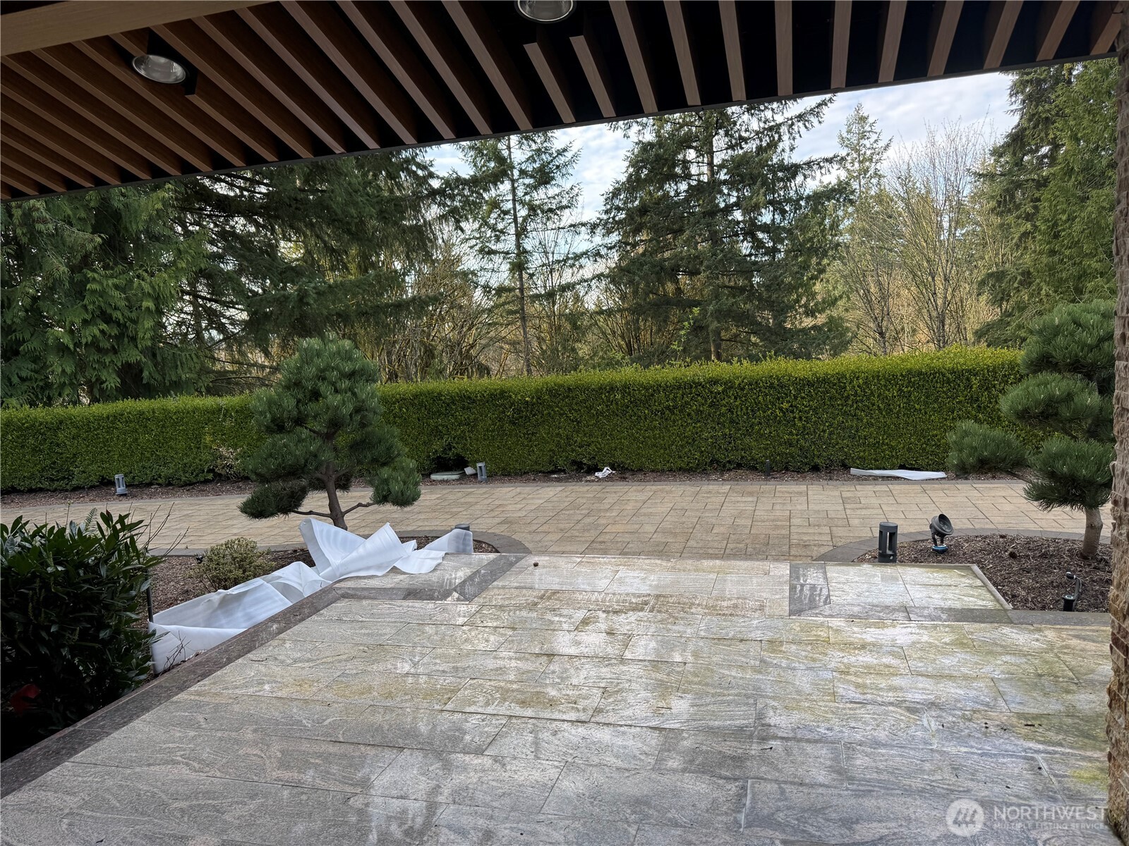 2620 Maltby Road Bothell, WA 98012 - Photo 31 of 39 a view of a couches with lounge chair