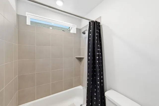 $2,400 | 7416 Travertine Spring Drive, Unit 149, Austin, TX 78744