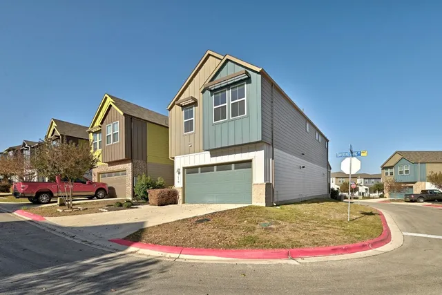 $2,400 | 7416 Travertine Spring Drive, Unit 149, Austin, TX 78744