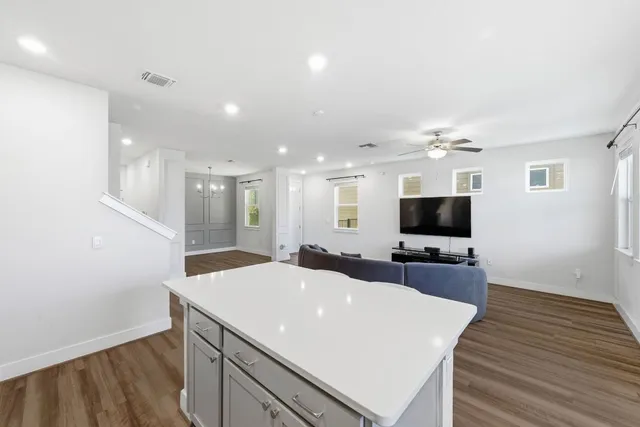 $2,400 | 7416 Travertine Spring Drive, Unit 149, Austin, TX 78744