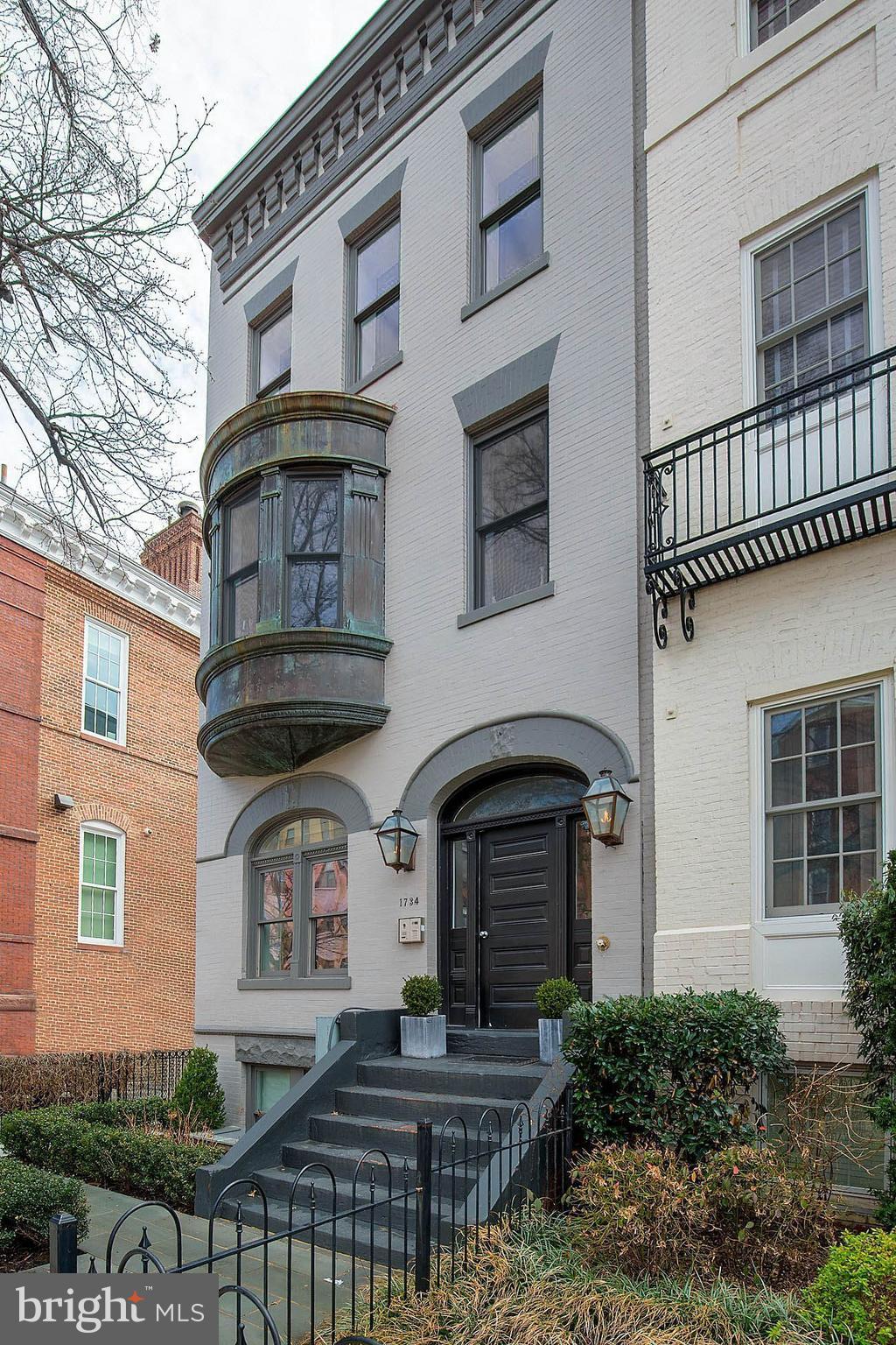 1734 R Street Northwest, Unit 2 Washington, DC 20009 - Photo 2 of 12 1734 R ST NW #2