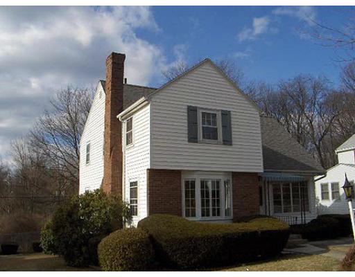 12 Ronaele Road Medford, MA 02155 - Photo 1 of 7 Gallery Image 1