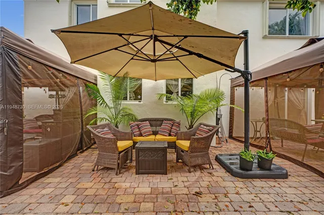 $750,000 | 5502 Southwest 162nd Place, Miami, FL 33185