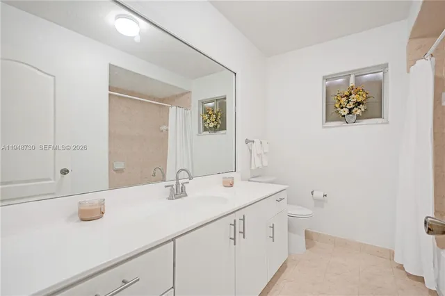 $750,000 | 5502 Southwest 162nd Place, Miami, FL 33185