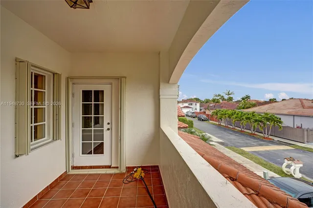 $750,000 | 5502 Southwest 162nd Place, Miami, FL 33185