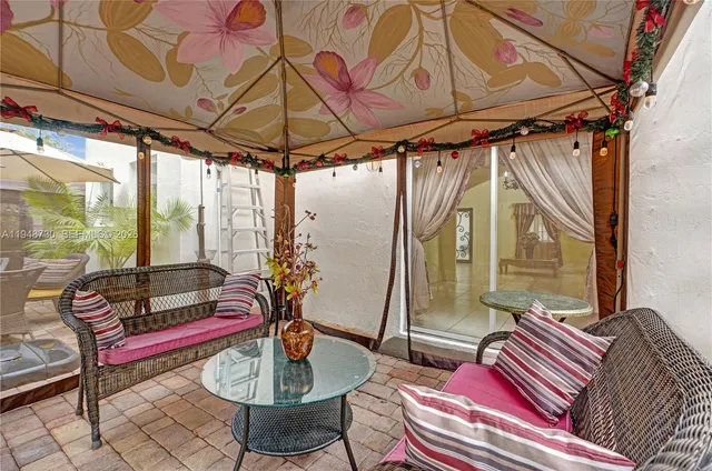 $750,000 | 5502 Southwest 162nd Place, Miami, FL 33185