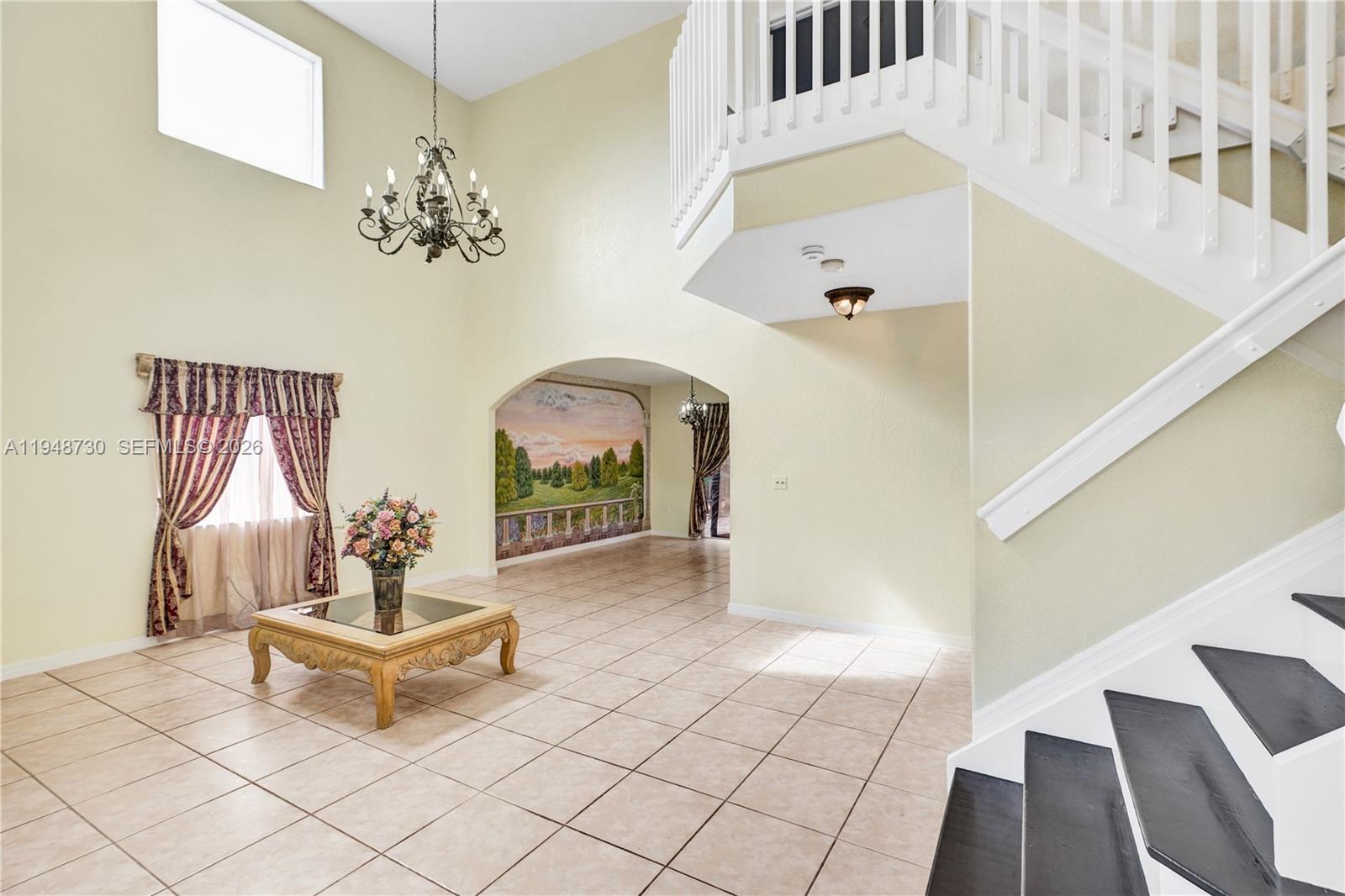 5502 Southwest 162nd Place Miami, FL 33185 - Photo 8 of 70 Living room