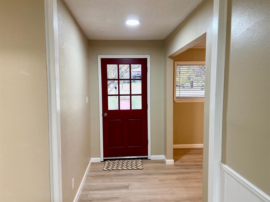 38 Valley View Circle Denison, TX 75021 - Photo 3 of 15 a view of front door