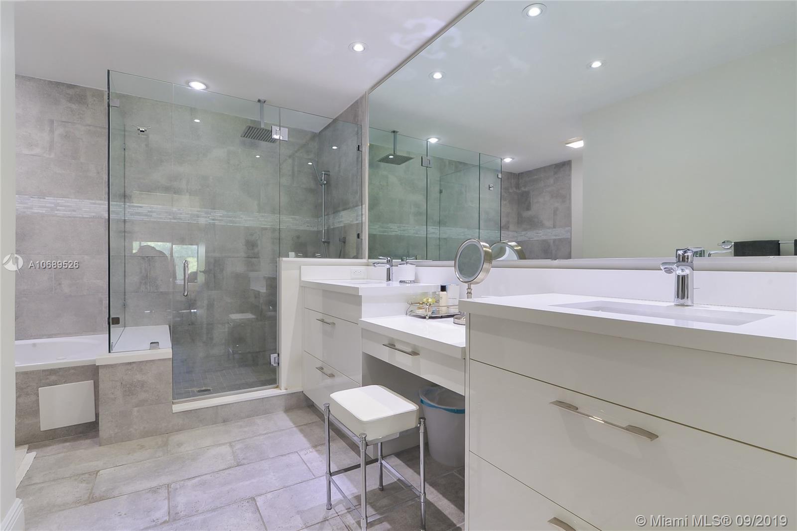 1507 St Andrews Road, Unit 113 Hollywood, FL 33021 - Photo 1 of 26 Gallery Image 1