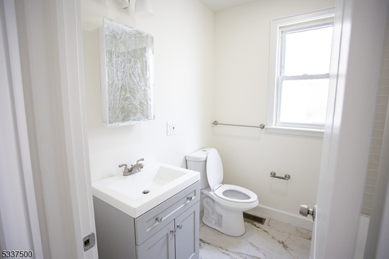 41 Grove Street, Unit 1 Bloomfield, NJ 07003 - Photo 6 of 13