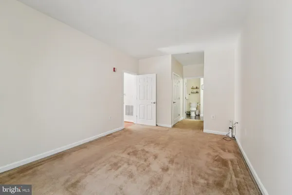 $359,000 | 23 Pierside Drive, Unit 118, Baltimore, MD 21230