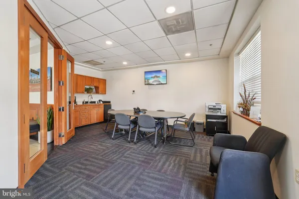 $359,000 | 23 Pierside Drive, Unit 118, Baltimore, MD 21230