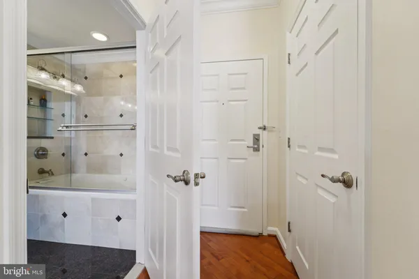 $359,000 | 23 Pierside Drive, Unit 118, Baltimore, MD 21230