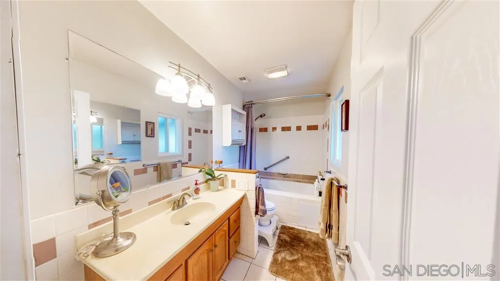 8734 Spring Vista Way Spring Valley, CA 91977 - Photo 21 of 25 Gallery Image 21