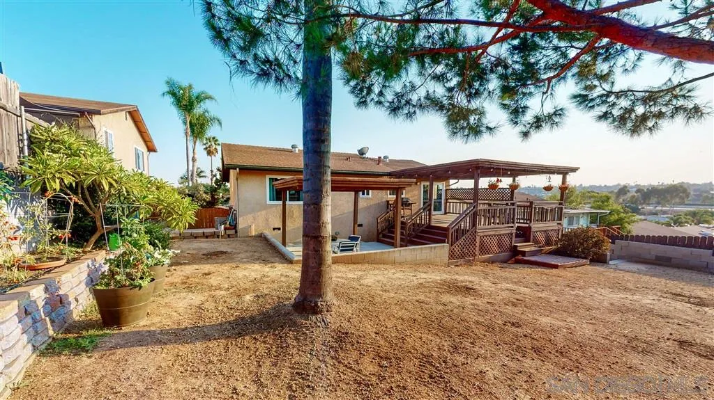 8734 Spring Vista Way Spring Valley, CA 91977 - Photo 6 of 25 Gallery Image 6
