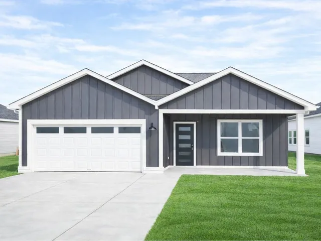 $289,900 | 25701 John Wayne Drive, Splendora, TX 77372