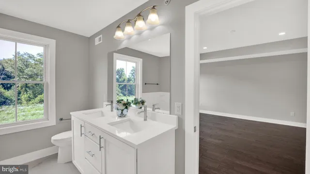 $689,000 | 71 Riverwalk, Plainsboro, NJ 08536