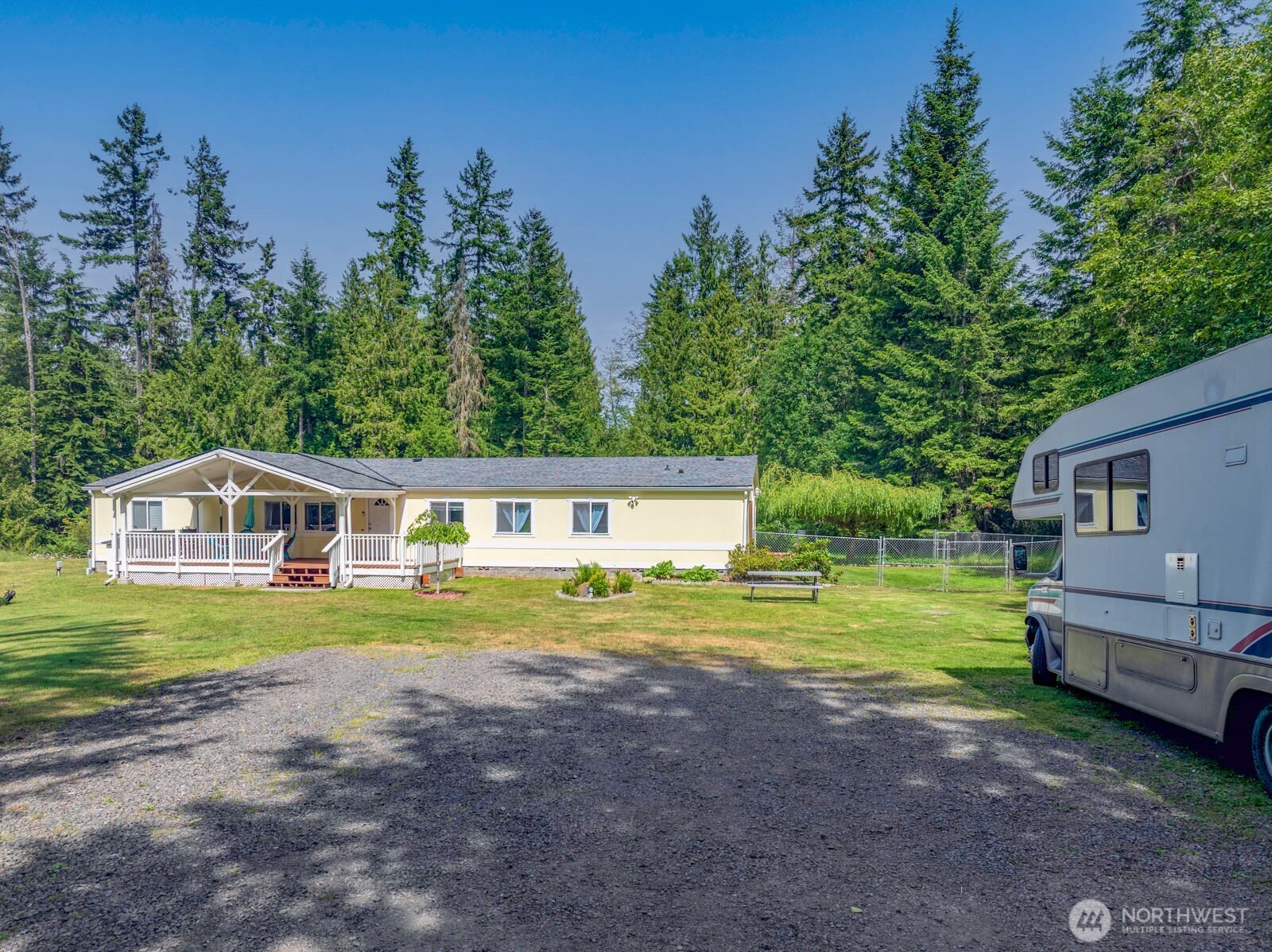 239 Robinson Road Port Angeles, WA 98362 - Photo 18 of 40